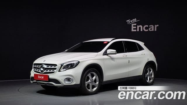 Mercedes-Benz GLA-Class 2019 — Photo 5/32