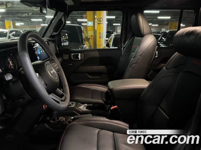 Jeep Wrangler 2025 — Şəkil 17/20