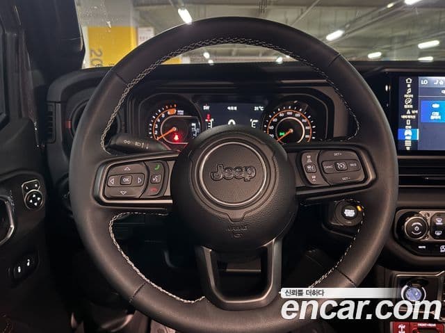 Jeep Wrangler 2025 — Şəkil 6/20