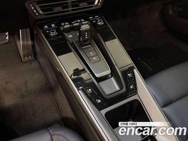 Porsche 911 2024 — Şəkil 10/20