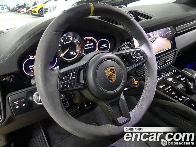 Porsche Cayenne 2022 — Photo 10/20