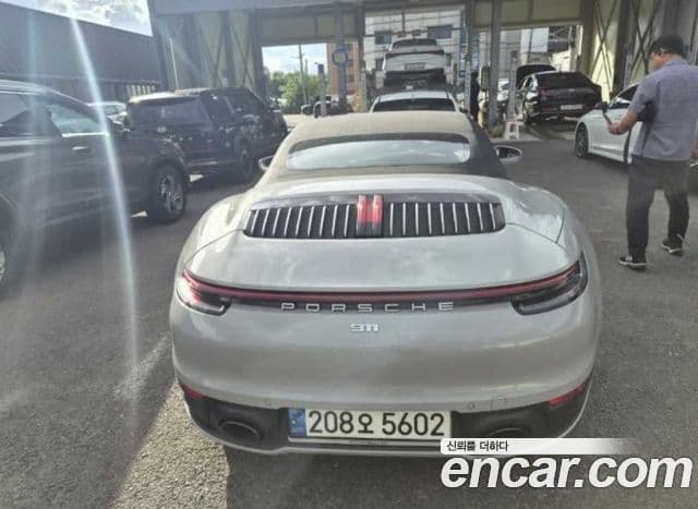 Porsche 911 2020 — ფოტო 16/17