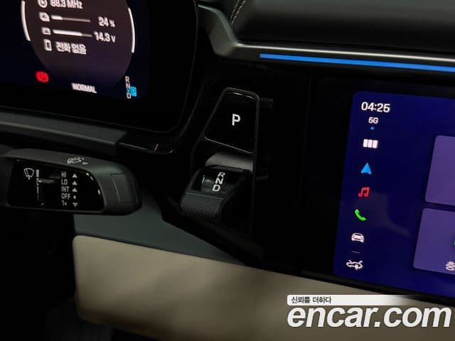 Porsche Macan EV 2025 — ფოტო 9/20