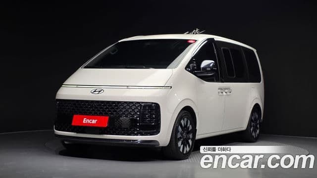 Hyundai Staria 2024 — Фото 1/20