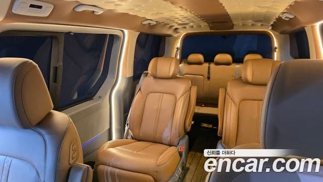 Hyundai Staria 2024 — Şəkil 36/38