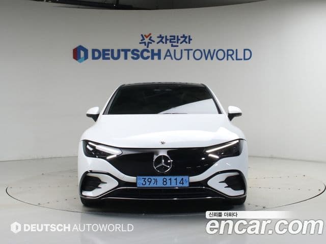 Mercedes-Benz EQE 2024 — ფოტო 15/20