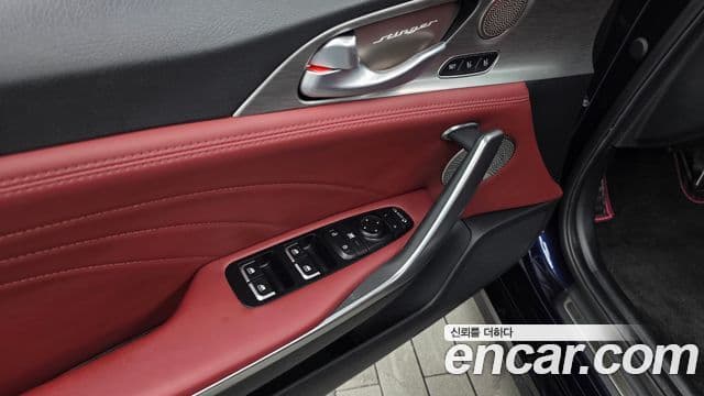 Kia Stinger Meister 2020 — ფოტო 30/36