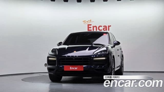 Porsche Cayenne 2019 — Photo 5/20