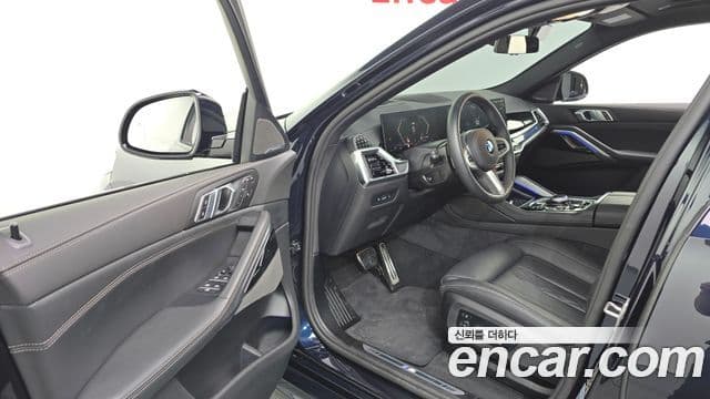 BMW X6 2025 — Photo 31/34