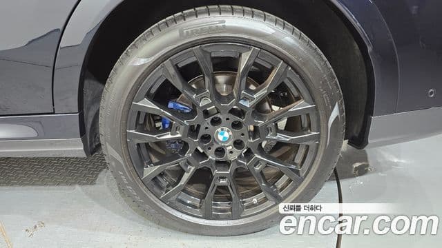 BMW X6 2025 — Photo 14/34