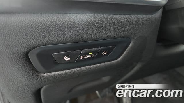 BMW X6 2025 — Photo 23/34