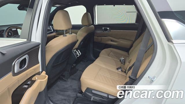 Kia Sorento 2025 — Şəkil 31/34