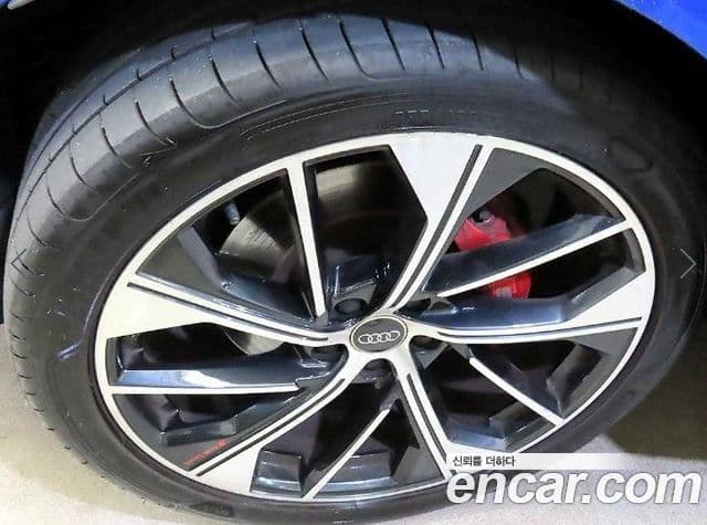 Audi SQ5 2023 — Şəkil 2/20