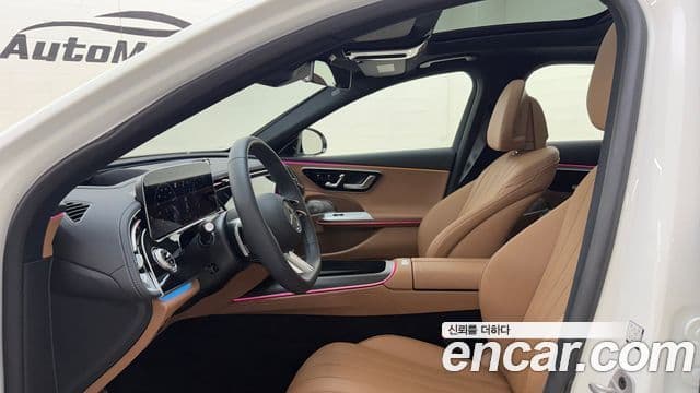Mercedes-Benz E-Class 2025 — Photo 2/20