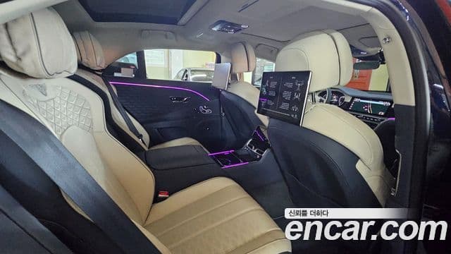 Bentley Flying Spur 2025 — Photo 3/20