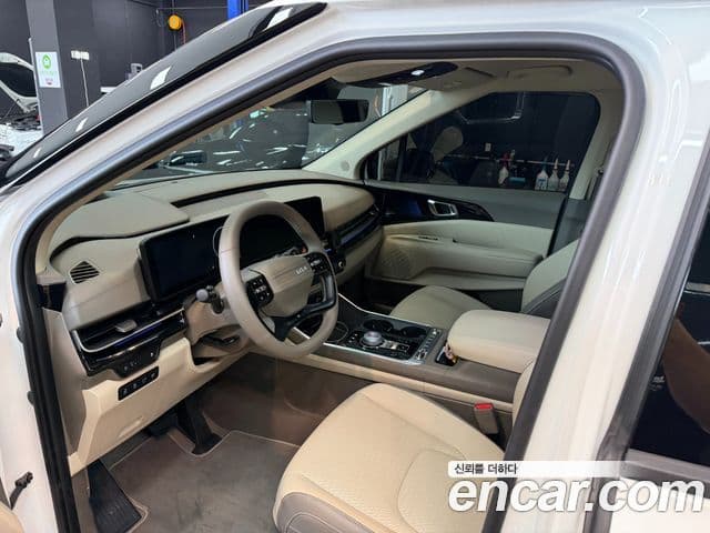 Kia Carnival 2026 — Фото 8/17