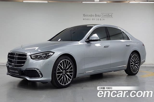 Mercedes-Benz S-Class 2022 — Photo 10/20