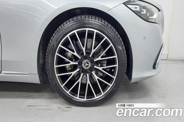 Mercedes-Benz S-Class 2022 — Photo 1/20