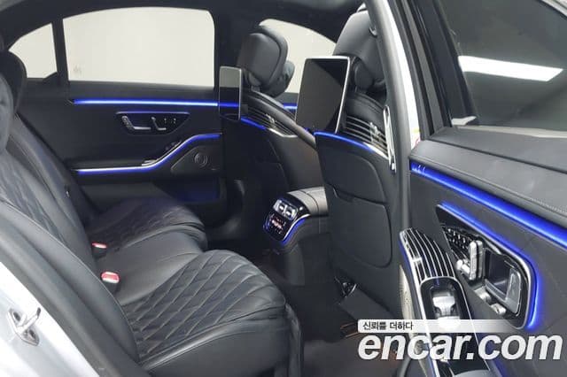 Mercedes-Benz S-Class 2022 — Photo 6/20