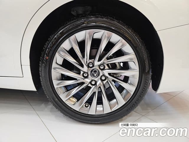 Lexus ES300h 2025 — Şəkil 4/15
