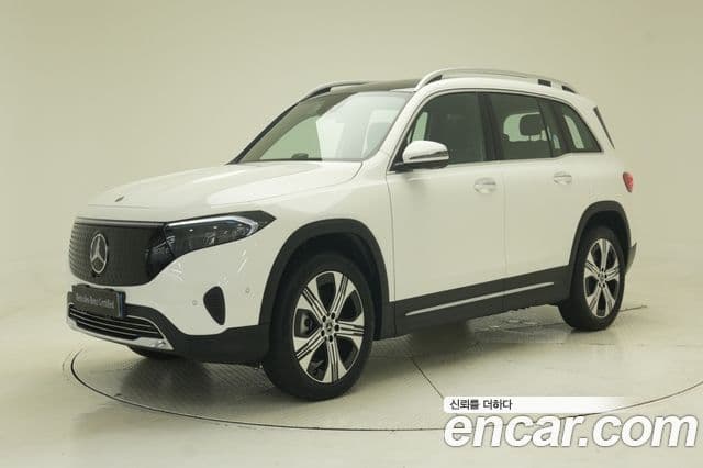 Mercedes-Benz EQB 2025 — ფოტო 2/20