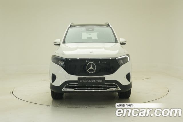 Mercedes-Benz EQB 2025 — ფოტო 11/20