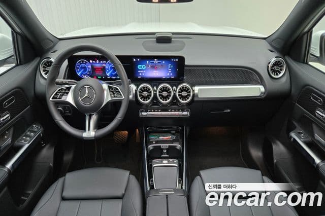 Mercedes-Benz EQB 2025 — ფოტო 5/20