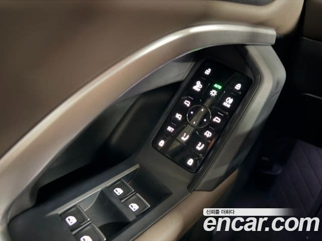 Audi Q5 2025 — ფოტო 11/20
