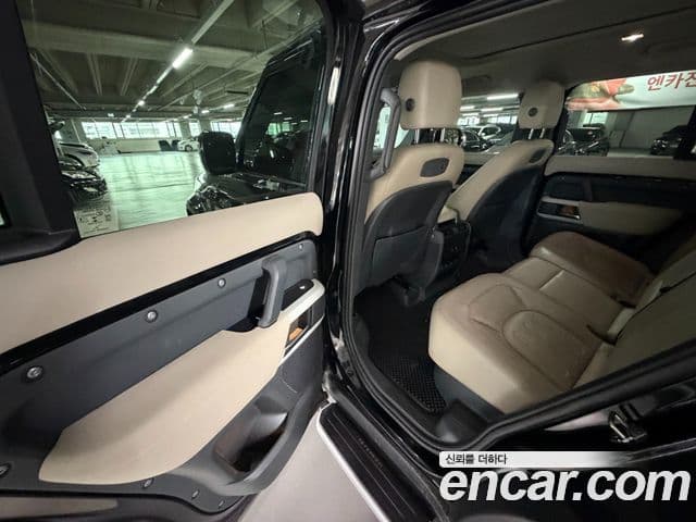 Land Rover Defender 2021 — ფოტო 16/18