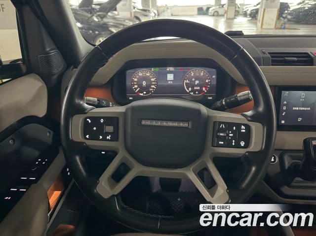 Land Rover Defender 2021 — ფოტო 7/18