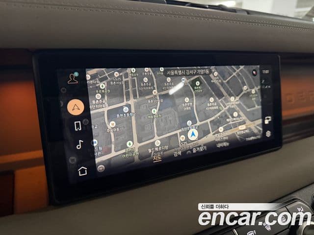 Land Rover Defender 2021 — ფოტო 3/18
