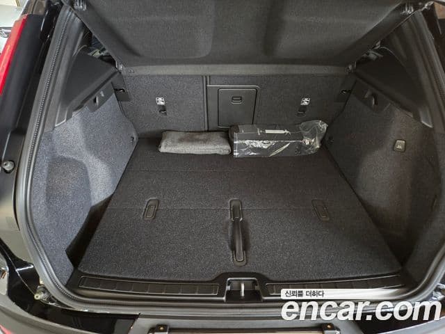 Volvo XC40 2026 — Photo 18/18