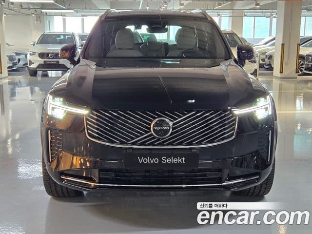 Volvo XC90 2026 — ფოტო 17/20