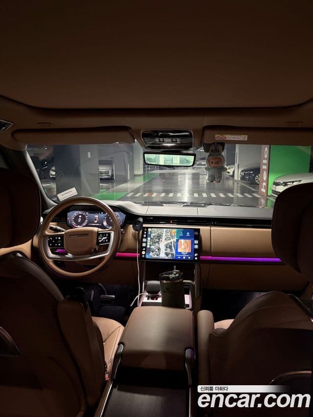 Land Rover Range Rover 2024 — Фото 8/18