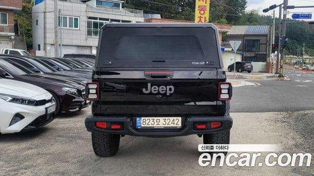 Jeep Gladiator 2022 — Photo 14/19