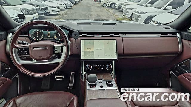 Land Rover Range Rover 2022 — Photo 2/20