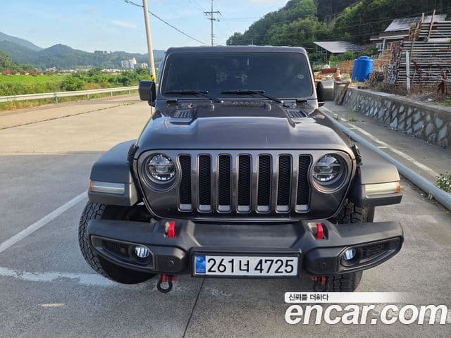 Jeep Wrangler 2018 — Şəkil 1/10