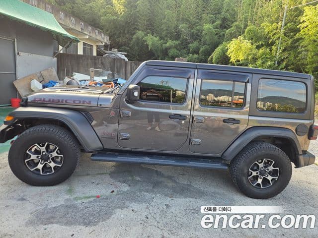 Jeep Wrangler 2018 — Şəkil 4/10