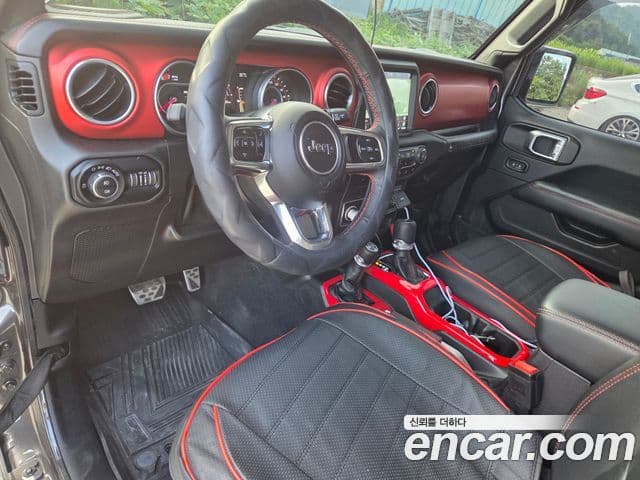 Jeep Wrangler 2018 — Şəkil 3/10