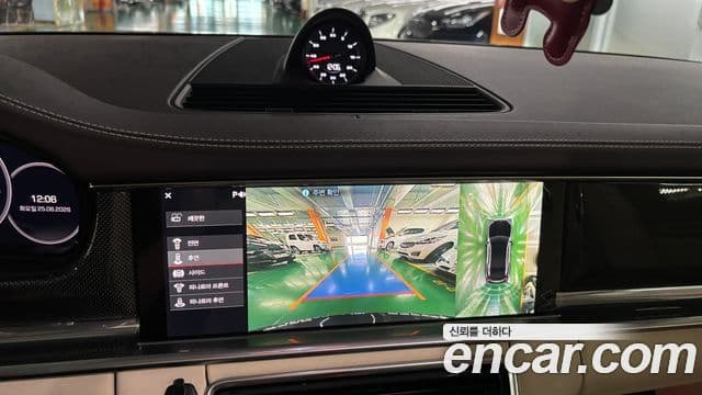 Porsche Panamera 2018 — Photo 14/16