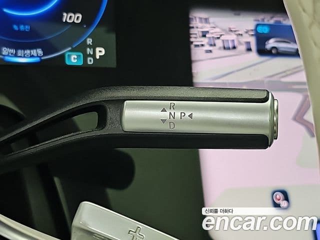 Mercedes-Benz EQS SUV 2023 — ფოტო 17/17