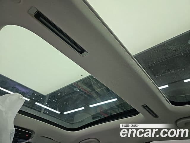 Mercedes-Benz EQS SUV 2023 — ფოტო 13/17