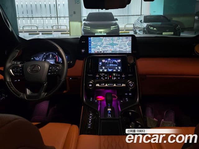Lexus LX 2025 — Photo 3/11