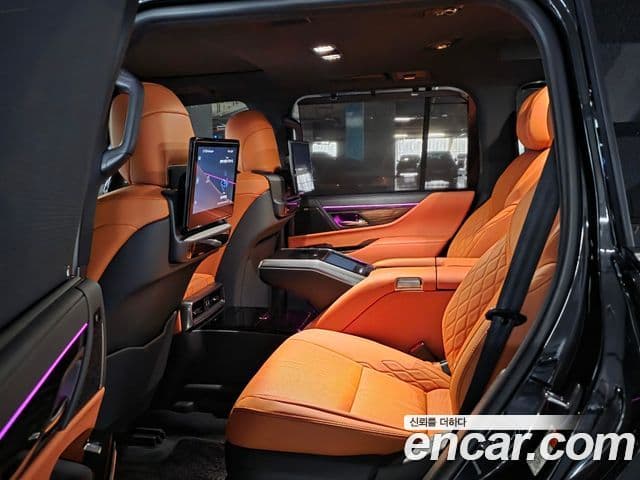 Lexus LX 2025 — Photo 6/11