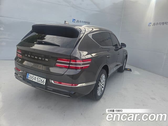 Genesis GV80 2023 — Photo 15/20