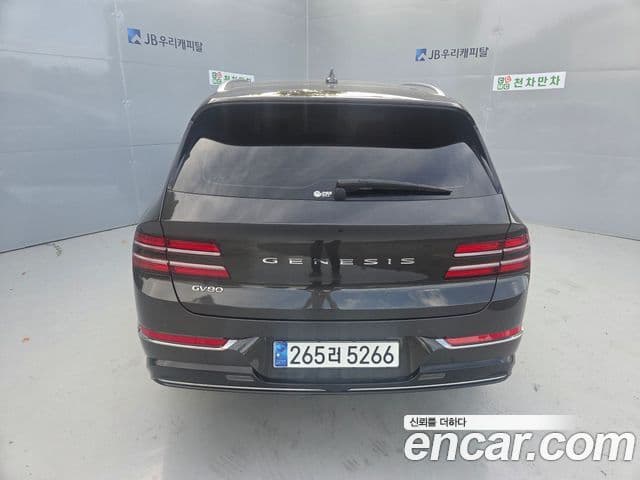 Genesis GV80 2023 — Photo 17/20