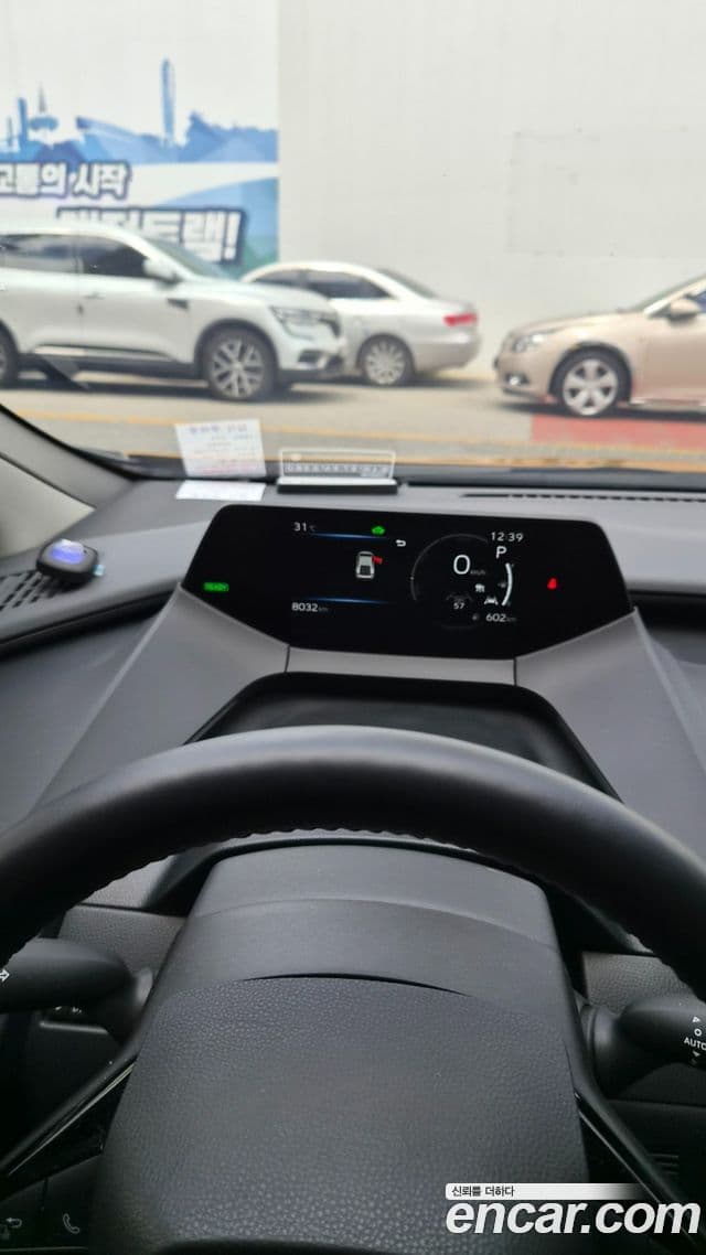 Toyota Prius 2024 — Фото 15/18