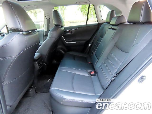 Toyota RAV4 2019 — Şəkil 5/20