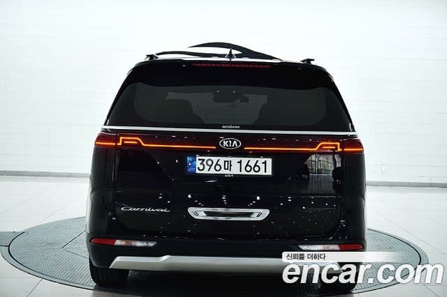 Kia Carnival 2021 — Şəkil 10/20