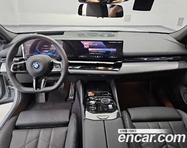 BMW i5 2026 — ფოტო 8/19